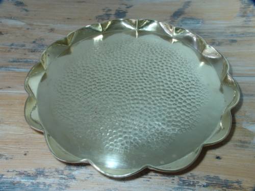 Large vintage round hammered brass Tray, 38cm diam