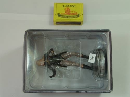 DC Comics Chess collection action figurine, Black Canary, collectable Super hero character