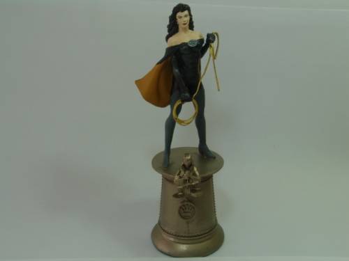 DC Comics Chess collection action figurine, Superwoman, collectable Super hero character