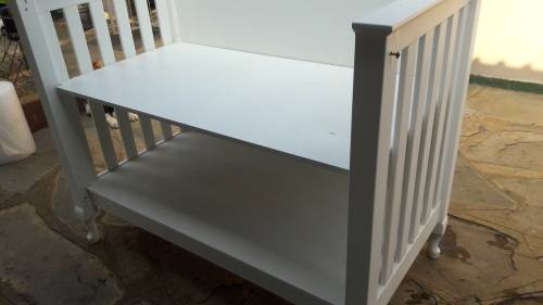 Solid wood Baby multifunction Cot, painted white, Vintage, Excellent condition