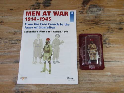 Men at War 1914-1945, pewter die cast soldier and booklet, Del Prado collection, French army, mint