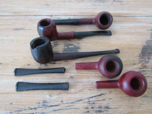 Lot of vintage wooden pipes