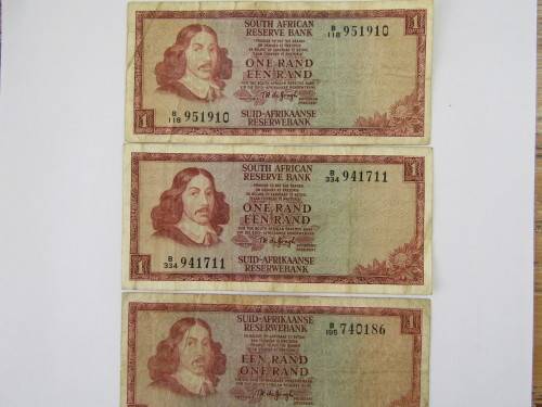 Lot of 5 old South African R1 bank notes, TW de Jongh. Many others available