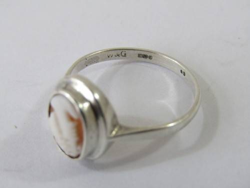 Antique solid silver Cameo ring with hall marks, W&G, excellent condition