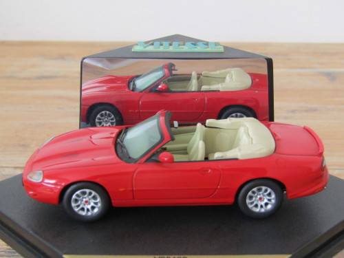 Vitesse, 1998 Jaguar XKR Convertible, Certificate,1108/2500, metal die cast model car, mint in Box