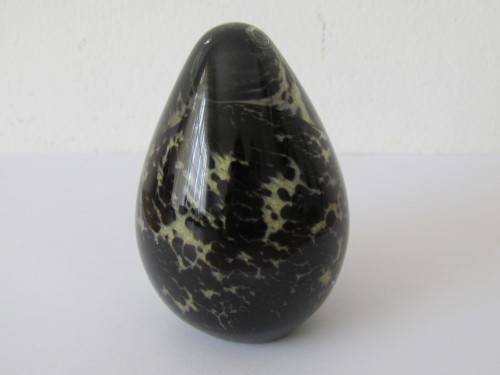 Vintage Swedish 1986 Art glass Parerweight, 8cm, marked
