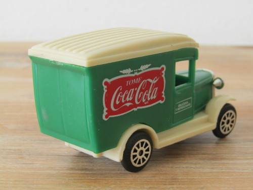 Collectable vintage Tome Coca Cola scale model truck, Spanish, excellent condition, others available