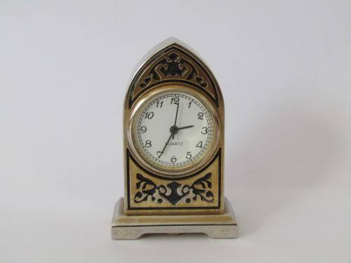 Vintage miniature Quartz desk clock, metal construction, 5cm high - others available