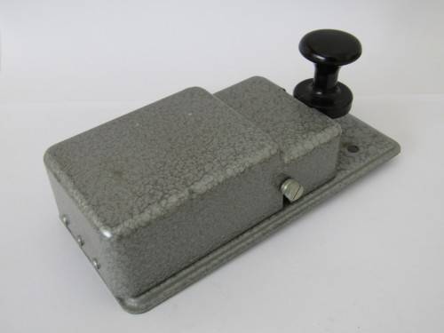 Vintage Morse code transmitter, excellent condition **No reserve Telecommunication auction now on**