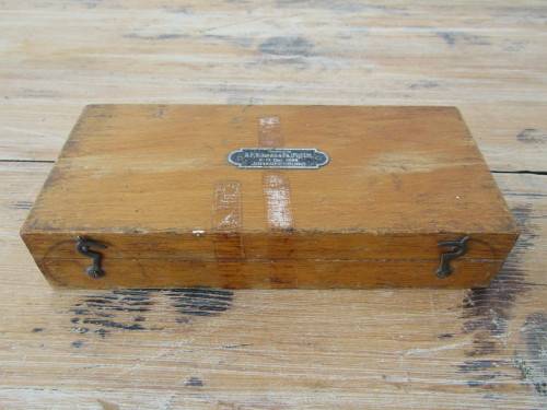 Vintage boxed set of brass scale Weights, AFH Devers & Co.