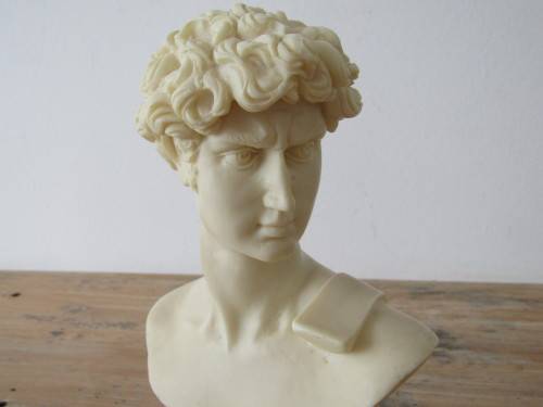 Vintage Italian Bust of David on wooden base and with markings, 26cm tall, excellent condition