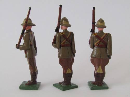 Vintage boxed set of 6 "Natal Police 1905" lead toy soldiers figures, 6cm