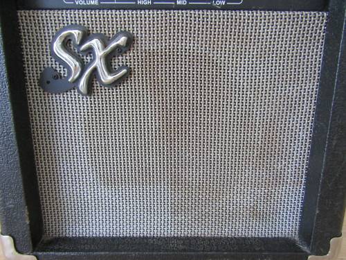 SX Guitar Amp in excellent working order, 27cm x 27cm x 17cm