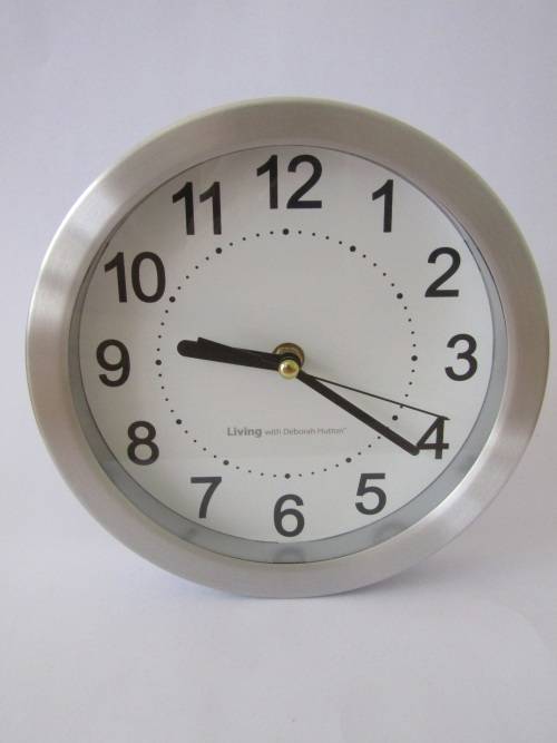 Quartz brushed alluminium Wall Clock, 20cm diameter, excellent and working, 4 available