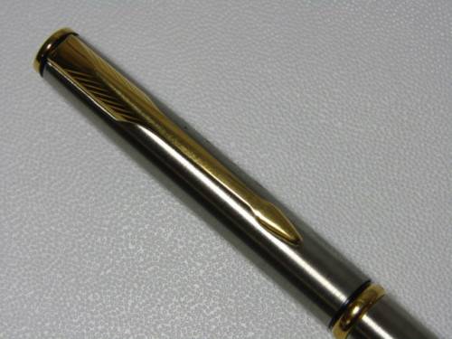 Vintage Coca Cola Parker Pen, Ball Point in original Case, brushed metal and gold plated, mint cond.