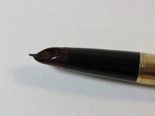 Vintage 1940's Cased Parker Fountain Pen, 12ct R. Gold, England, excellent condition