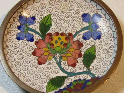 Vintage lot of 2 Cloisonne items, Plate and Vase, in excellent condition, 9.5cm and 7cm