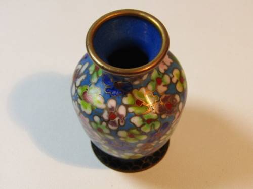 Vintage lot of 2 Cloisonne items, Plate and Vase, in excellent condition, 9.5cm and 7cm