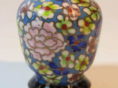 Vintage lot of 2 Cloisonne items, Plate and Vase, in excellent condition, 9.5cm and 7cm