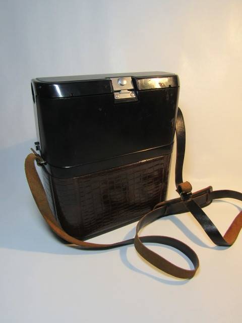 Vintage Kodak Ektasound 140 Movie Camera in original Case, incl. sealed Film