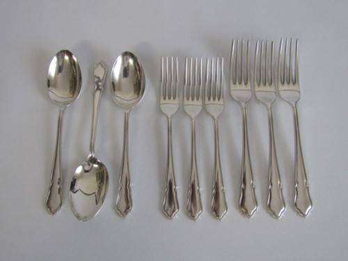 9 Piece vintage Hallmarked silverplated matching Cutlery, Sheffield England, Spoons and Forks