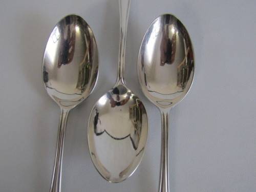 9 Piece vintage Hallmarked silverplated matching Cutlery, Sheffield England, Spoons and Forks