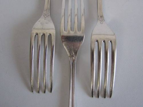 Vintage set of 6 original Chippendale Elkington & Co. silverplated Forks, England, 20cm long