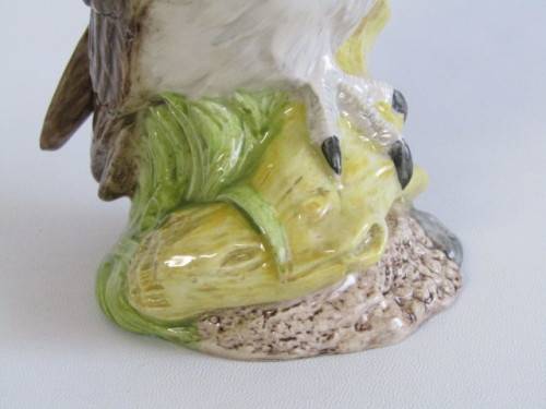 Collectable 1984 Whyte and Mackay Scotch Whisky, 200ml in sealed Royal Doulton "Barn Owl" Decanter
