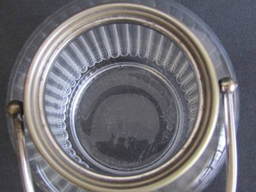 Vintage EPNS mounted Glass Biscuit Barrel with Lid and in excellent condition, 18cm high x 15cm diam