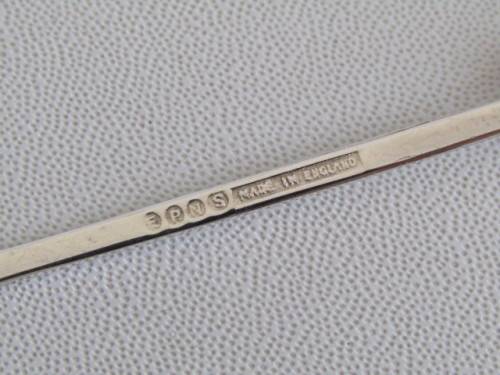 Vintage boxed set of 6 silverplated Coffee Bean Spoons, England, 10cm, excellent condition