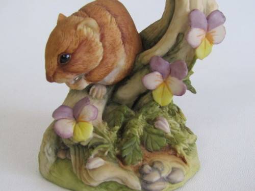 Lot of 4 collectable Animal figurines, Crown Staffordshire, Ansley and Teviotdale, excellent cond