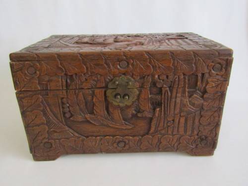 Large vintage elaborately carved Camphorwood Jewellery Box with hinged Lid, 35cm x 22cm x 21cm