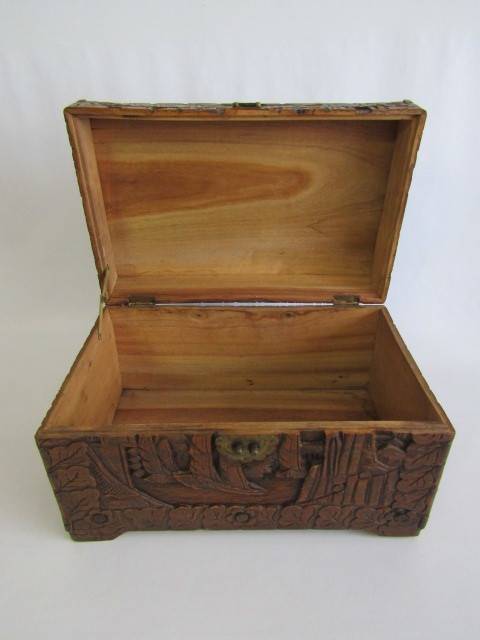 Large vintage elaborately carved Camphorwood Jewellery Box with hinged Lid, 35cm x 22cm x 21cm