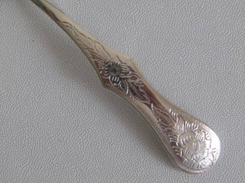 Vintage set of 6 solid Silver Teaspoons in box, excellent condition, 11.5cm long and 66.5 grams