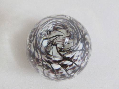 Large vintage original Murano art glass Paperweight in excellent condition, 11cm high