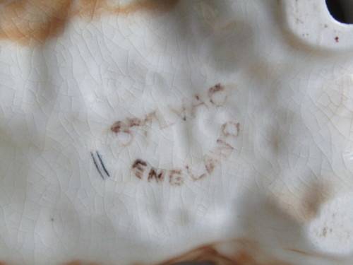 Vintage original Salvac England ceramic Dog figurine, 12cm , excellent condition