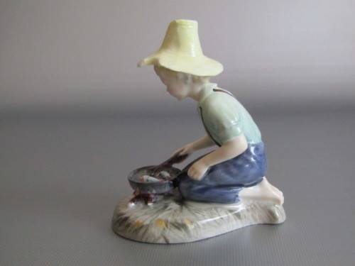 Vintage lot of 2 Royal Doulton collectables; River Boy Figurine HN2128 and Dickens Ware Sugar Bowl