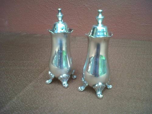 PLATED SALT AND PEPPER SET