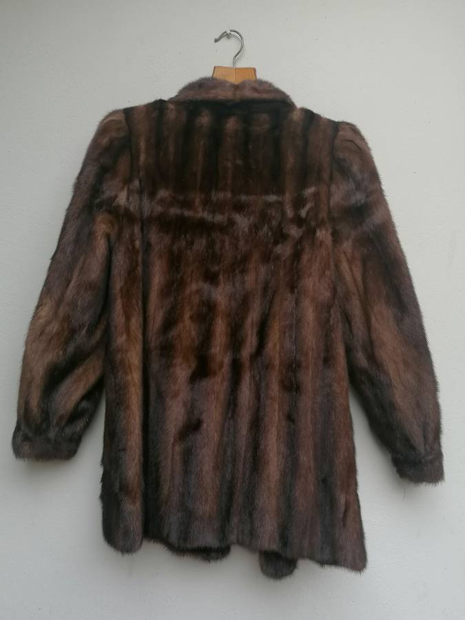 Stunning Vintage Derbers Mink medium length Coat