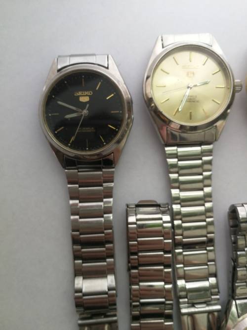 CRAZY R1 START! Vintage 70's Seiko 5 Automatic watches job lot. 17 Jewels!
