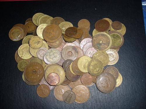 136 World coins for 1 bid