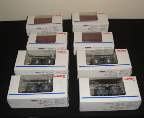 MARKLIN HO Eight Wagons (4 x 46613, 2 x 48881 & 2 x 4888)