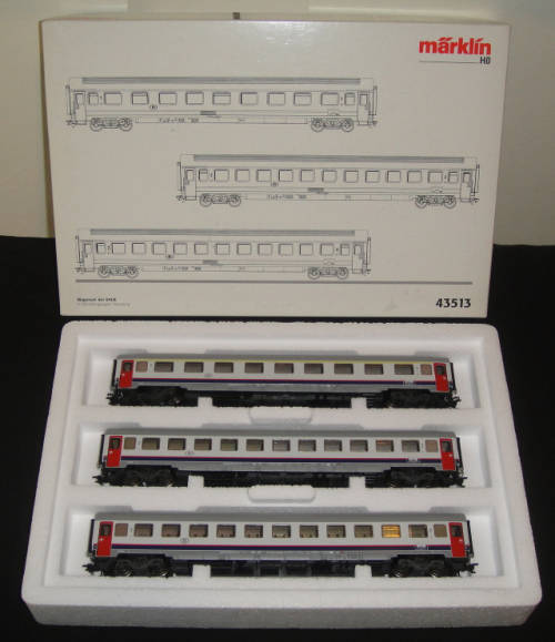 Marklin Digital HO 43513 3-piece Wagon Set (Schnellwagen Memling) : Two Sets Available