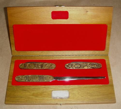 Eendracht Maakt Macht Pocket Knife & Letter Opener Set: State President Collection 1988