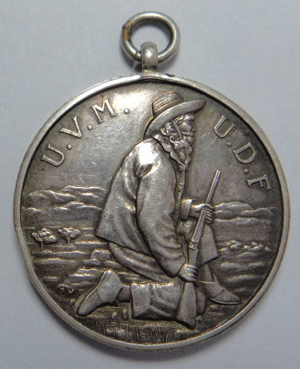 Union Defence Force Silver Award by the Royal Mint, Pretoria (Laidlaw 0802a)