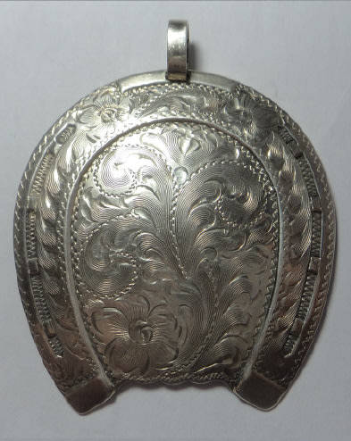 Large Silver Horse Shoe Pendant (Sterling Silver)