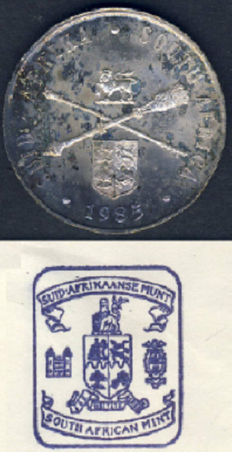 1985 Silver PARLIAMENT One Rand in original MINT envelope (1910 â 1985)