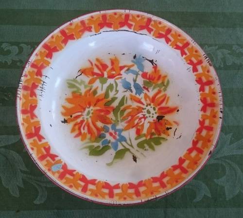 Old white enamel plate with flower pattern- 235mm dia