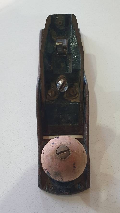 Vintage incomplete no.3 hand plane for parts - made in ENGLAND, as per photo.