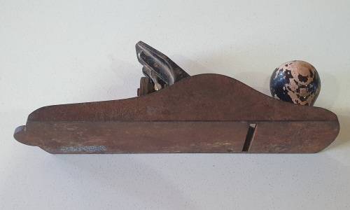 Vintage incomplete no.3 hand plane for parts - made in ENGLAND, as per photo.